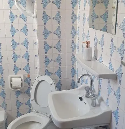 Pansion Marousa * Méthana