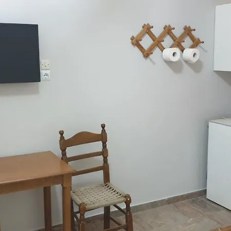 アパート Pansion Marousa Méthana