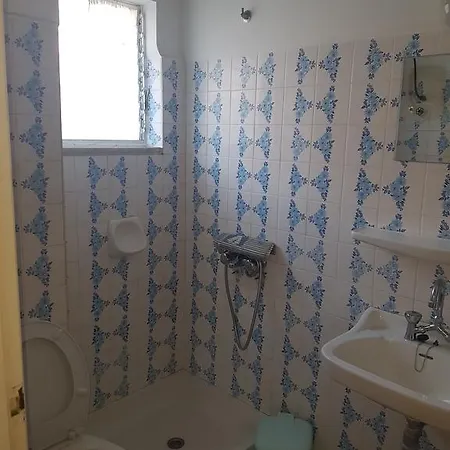 Pansion Marousa 公寓 *