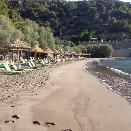 アパート Pansion Marousa