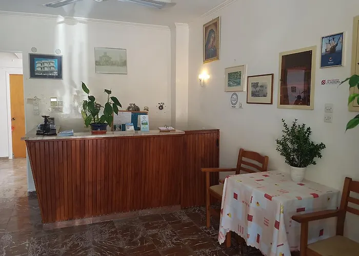 Pansion Marousa * Μέθανα