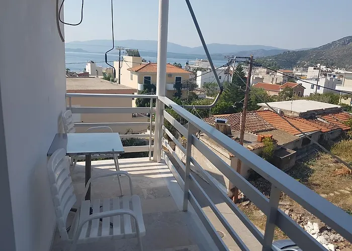 Διαμέρισμα Pansion Marousa