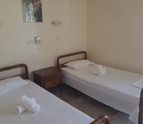 Διαμέρισμα Pansion Marousa Μέθανα