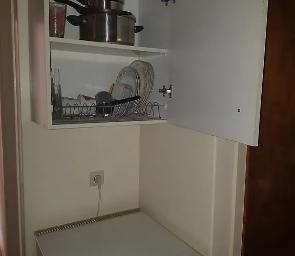 Pansion Marousa Διαμέρισμα Μέθανα