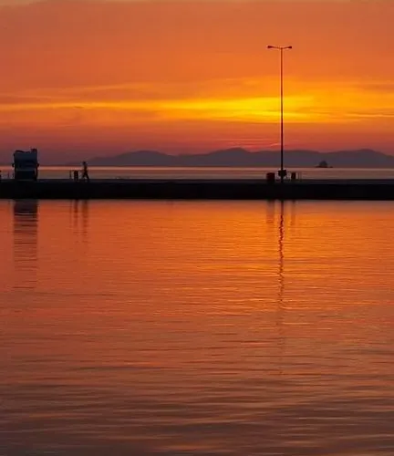 Διαμέρισμα Pansion Marousa *