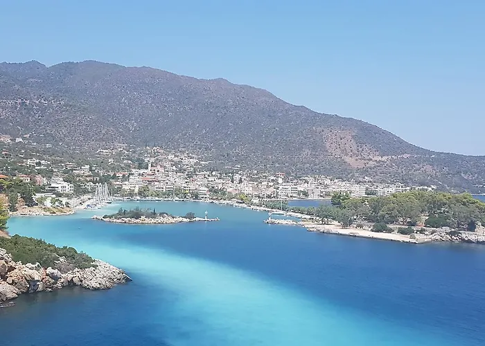 Διαμέρισμα Pansion Marousa *